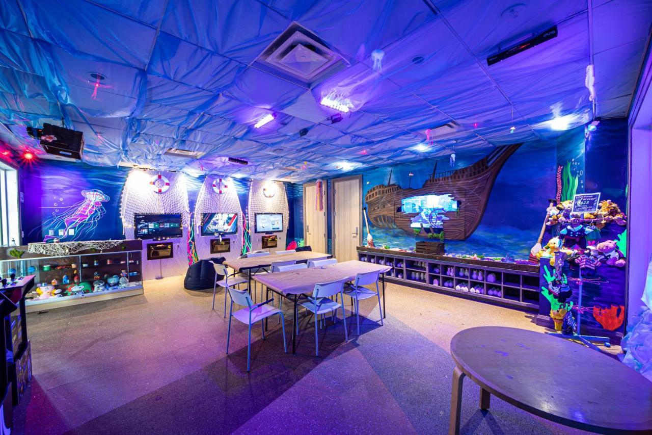 Exquisite Home With Media Room & Games Near Disney By Rentyl - 7600M オーランド エクステリア 写真